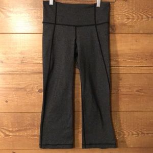 Lululemon sz 2 crop slit hem leggings